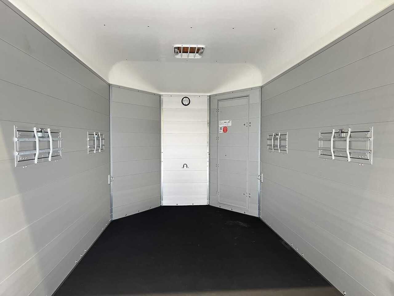 BOECKMANN VA 3520/35 P Viehanhänger - Прицеп для перевозки животных: фото 4 BOECKMANN VA 3520/35 P Viehanhänger - Прицеп для перевозки животных: фото 4