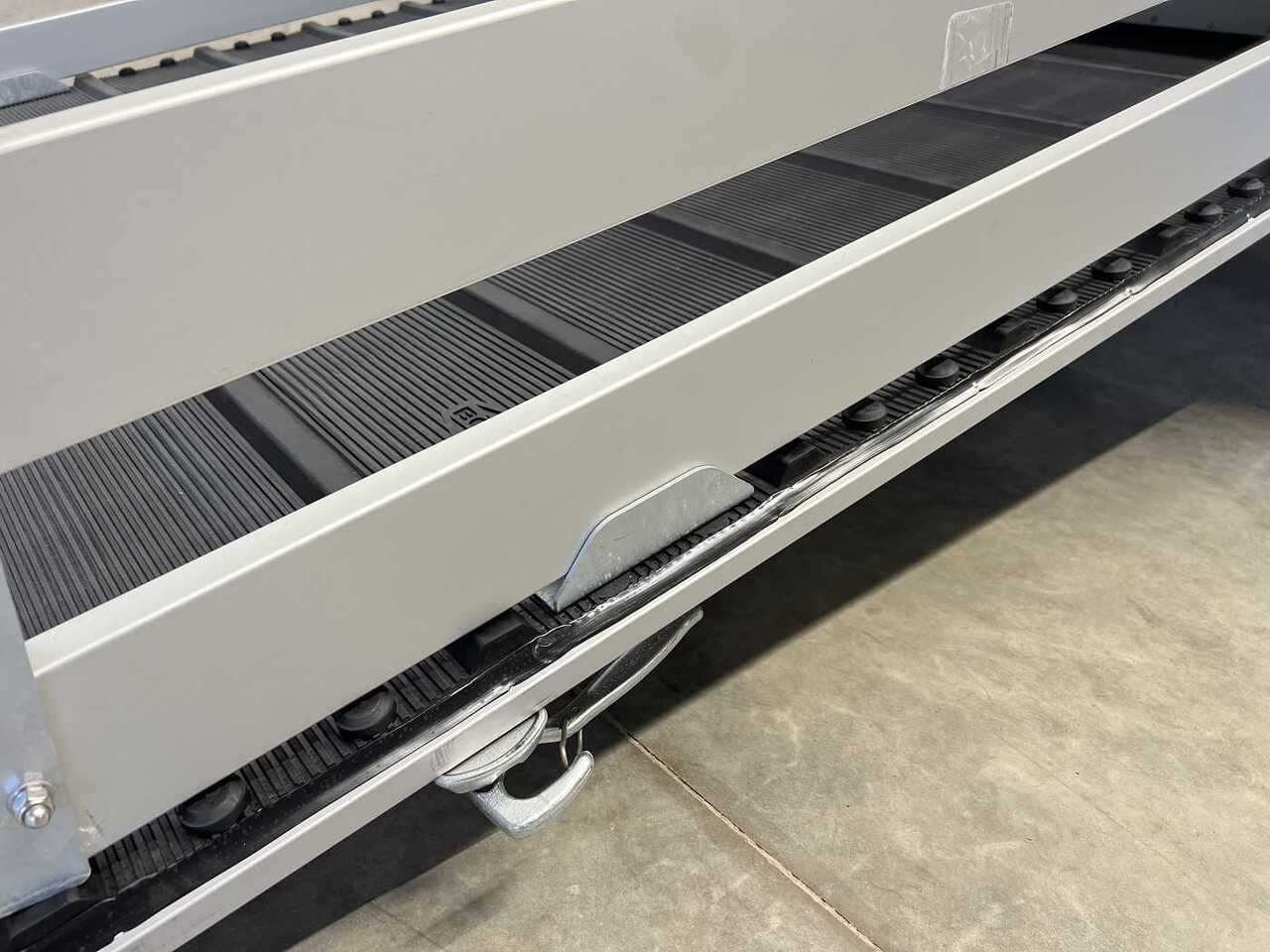 Новый Прицеп для перевозки животных BOECKMANN VA 3520/35 P Viehanhänger: фото 15 Новый Прицеп для перевозки животных BOECKMANN VA 3520/35 P Viehanhänger: фото 15