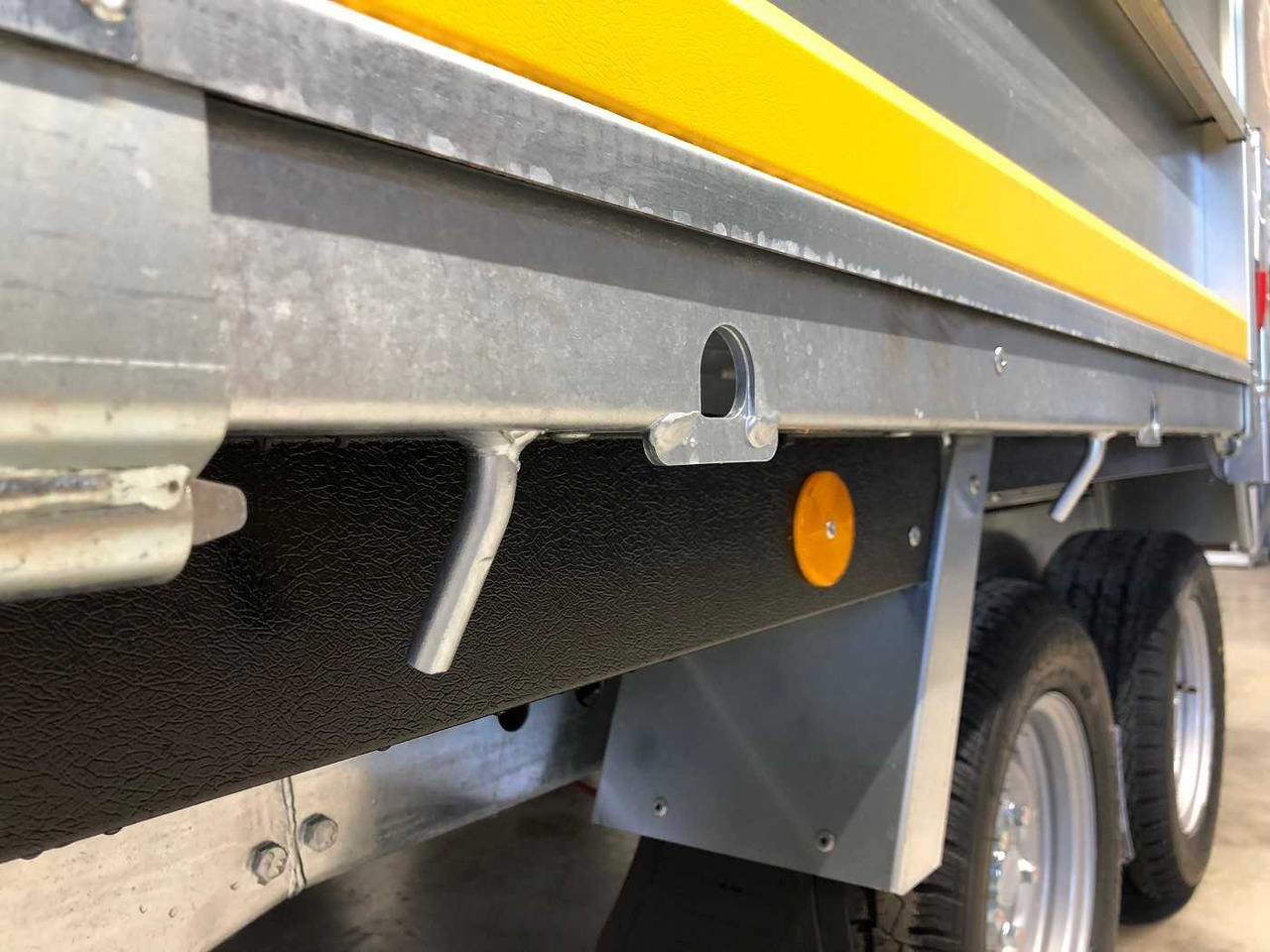 Новый Самосвальный прицеп BRIAN_JAMES Cargo Tipper 2 2-Achser Pendel Rückwärtskipper: фото 7