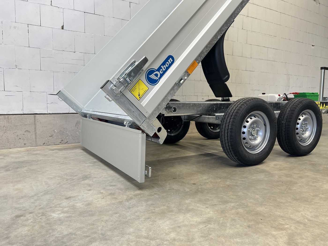CHEVAL LIBERTE DEBON PW1.2E Lux E-Pumpe Rückwärtskipper - Самосвальный прицеп: фото 4 CHEVAL LIBERTE DEBON PW1.2E Lux E-Pumpe Rückwärtskipper - Самосвальный прицеп: фото 4