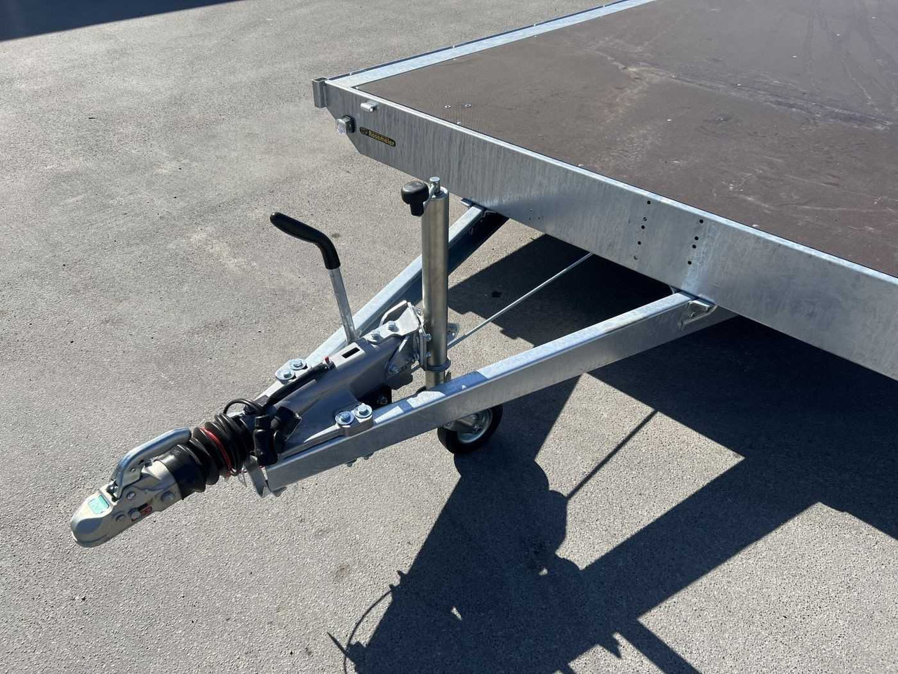 Новый Прицеп для легкового автомобиля EDUARD 8524-5-POV-3563 Tridem Hochlader: фото 25 Новый Прицеп для легкового автомобиля EDUARD 8524-5-POV-3563 Tridem Hochlader: фото 25