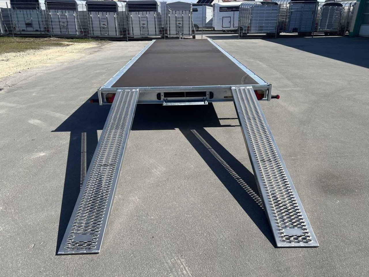 Новый Прицеп для легкового автомобиля EDUARD 8524-5-POV-3563 Tridem Hochlader: фото 15 Новый Прицеп для легкового автомобиля EDUARD 8524-5-POV-3563 Tridem Hochlader: фото 15