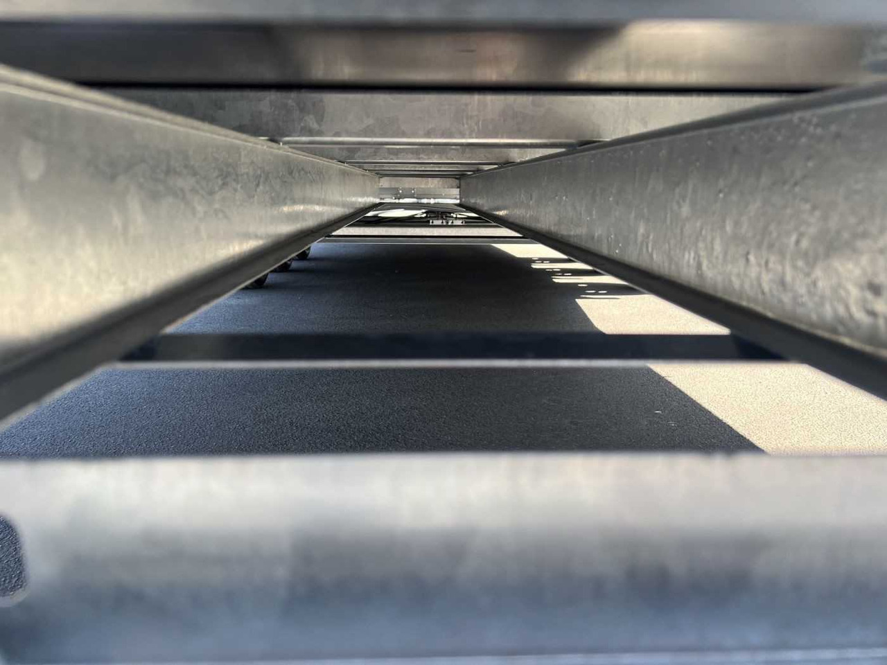 Новый Прицеп для легкового автомобиля EDUARD 8524-5-POV-3563 Tridem Hochlader: фото 20 Новый Прицеп для легкового автомобиля EDUARD 8524-5-POV-3563 Tridem Hochlader: фото 20