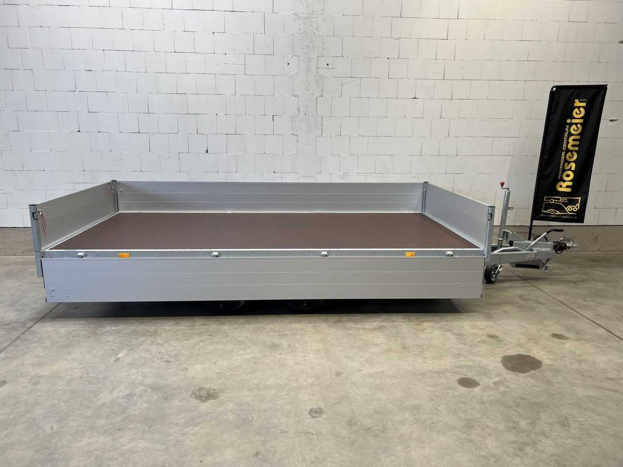 HAPERT Azure H-2 Parabelfedern Hochlader - Прицеп для легкового автомобиля: фото 2 HAPERT Azure H-2 Parabelfedern Hochlader - Прицеп для легкового автомобиля: фото 2