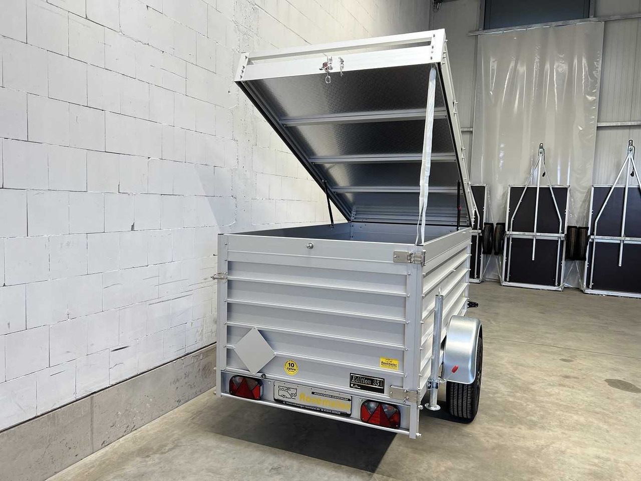 KOCH 4.13 Edition 35 3 BWEH Deckelanhänger - Прицеп для легкового автомобиля: фото 4 KOCH 4.13 Edition 35 3 BWEH Deckelanhänger - Прицеп для легкового автомобиля: фото 4