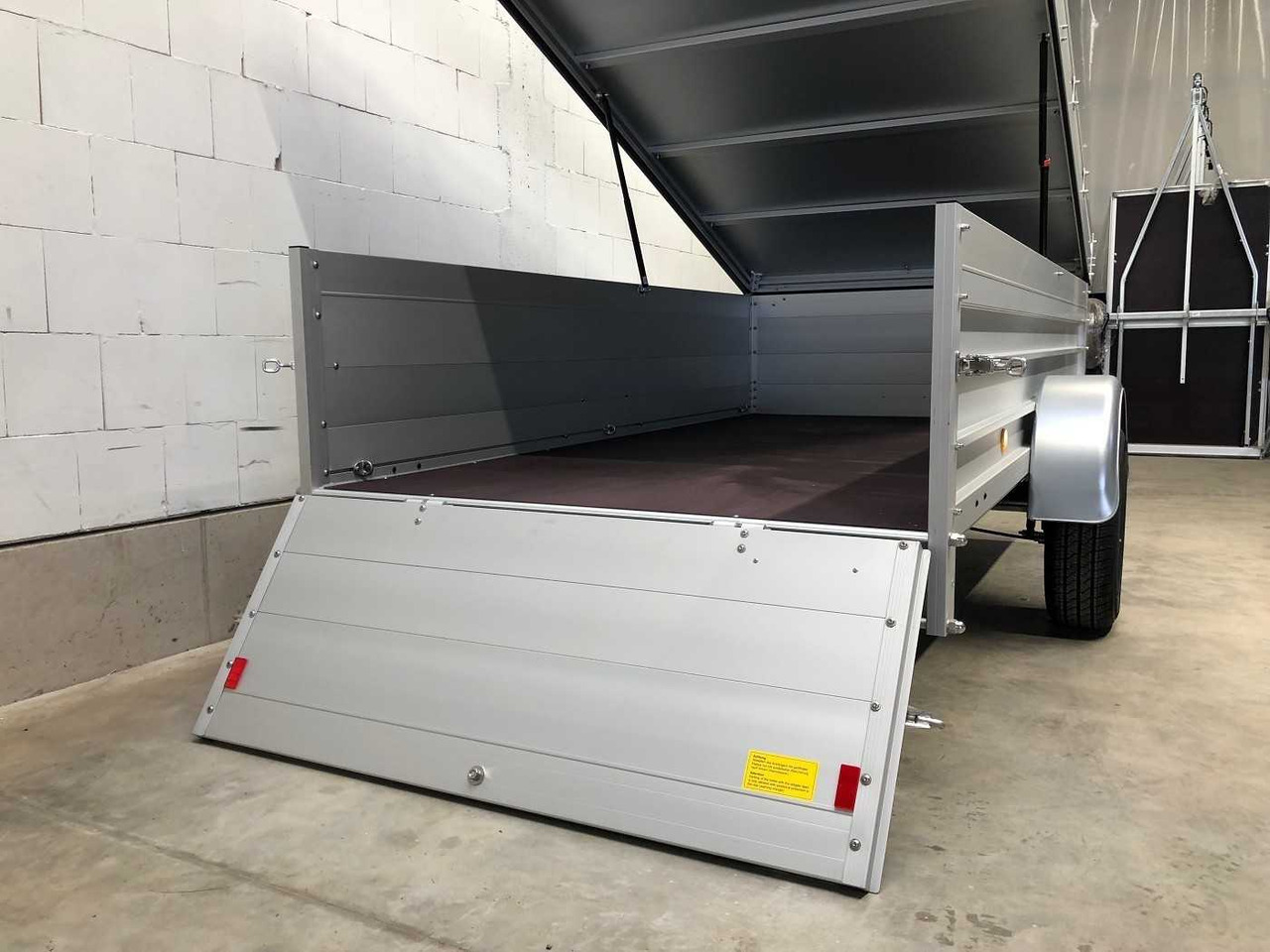 KOCH 7.13 1 BWEH Deckelanhänger - Прицеп для легкового автомобиля: фото 4 KOCH 7.13 1 BWEH Deckelanhänger - Прицеп для легкового автомобиля: фото 4