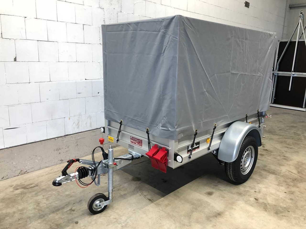 KOCH B1000 Plane Kastenanhänger gebremst - Прицеп для легкового автомобиля: фото 3 KOCH B1000 Plane Kastenanhänger gebremst - Прицеп для легкового автомобиля: фото 3