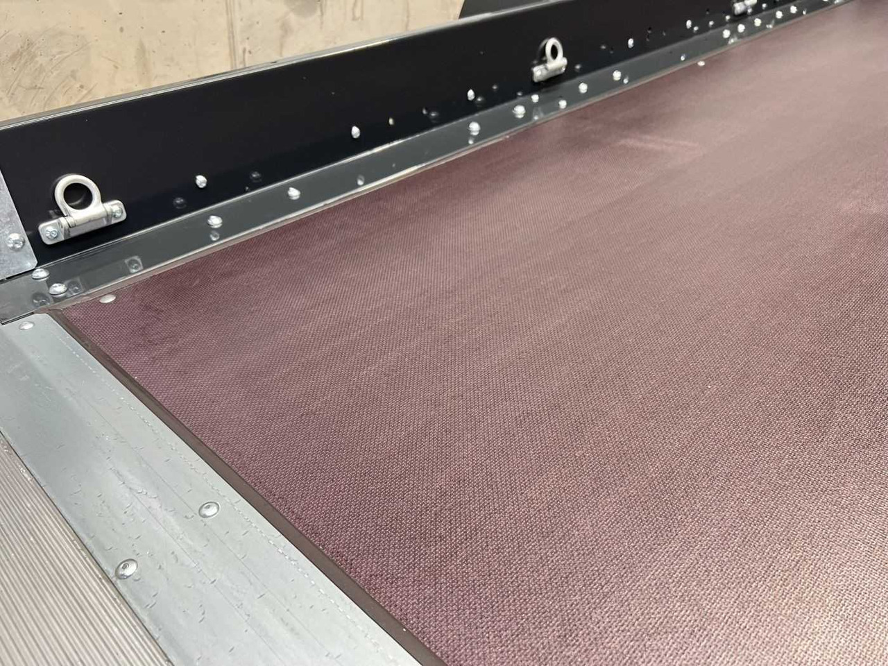 UNSINN UA 2615-14-13 Motorradanhänger - Прицеп для мотоцикла: фото 5 UNSINN UA 2615-14-13 Motorradanhänger - Прицеп для мотоцикла: фото 5