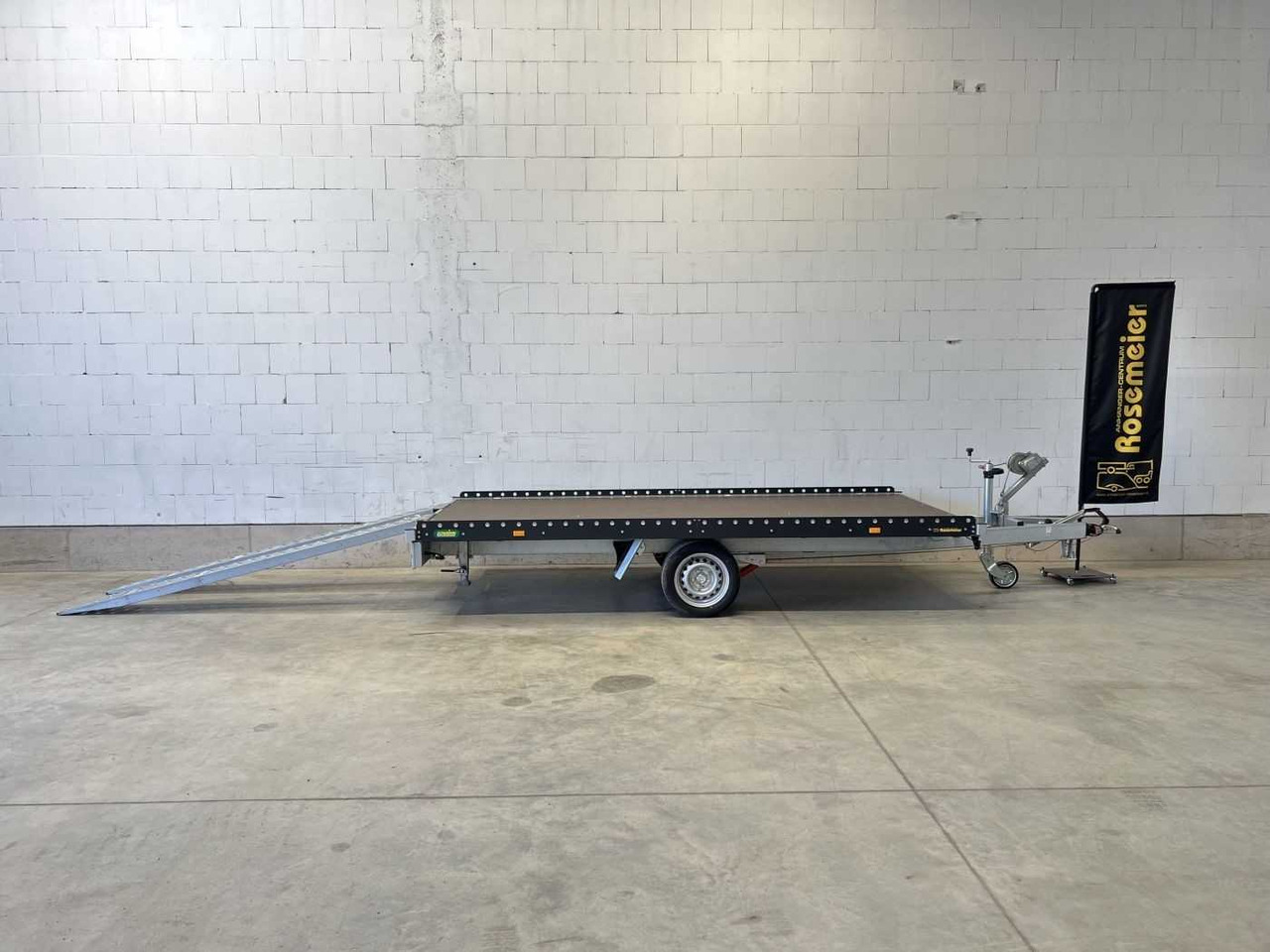 UNSINN UF 3617-13 Maschinentransporter - Прицеп для спецтехники: фото 1 UNSINN UF 3617-13 Maschinentransporter - Прицеп для спецтехники: фото 1