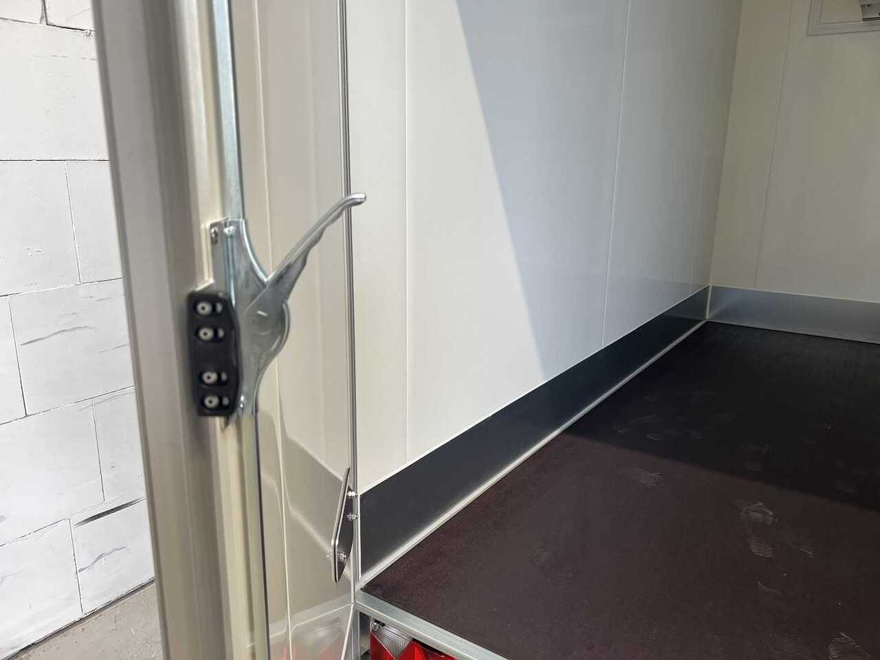 Новый Прицеп-рефрижератор UNSINN UKT 6C 3015-26-14 Seitentür Kühlanhänger: фото 8