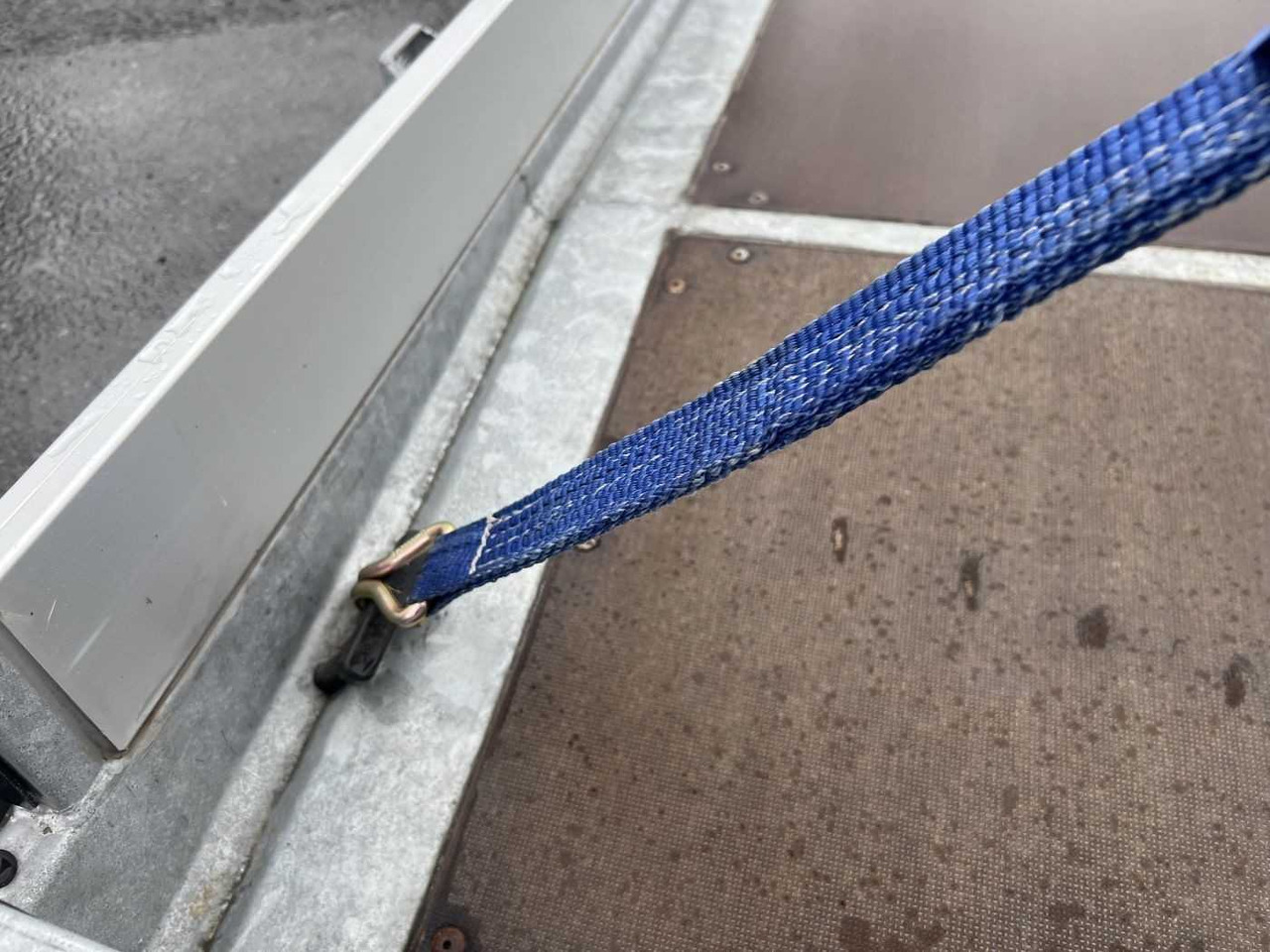 Прицеп мультилифт/ Бункеровоз VEZEKO Husky Smart FB 15.28 Absenker: фото 11 Прицеп мультилифт/ Бункеровоз VEZEKO Husky Smart FB 15.28 Absenker: фото 11