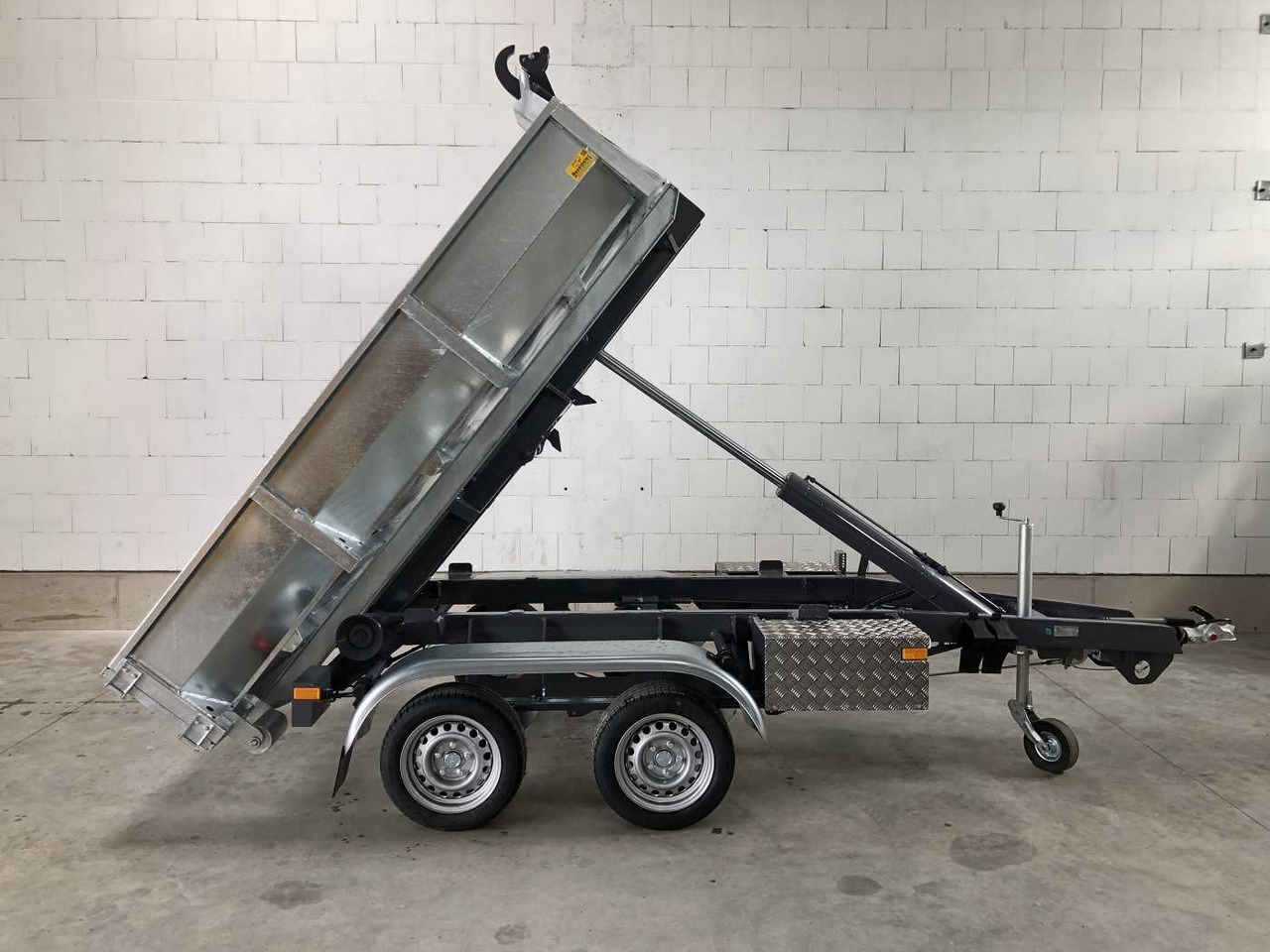 VEZEKO Konos 35 Mulde 400 Muldenkipper - Прицеп мультилифт/ Бункеровоз: фото 5 VEZEKO Konos 35 Mulde 400 Muldenkipper - Прицеп мультилифт/ Бункеровоз: фото 5