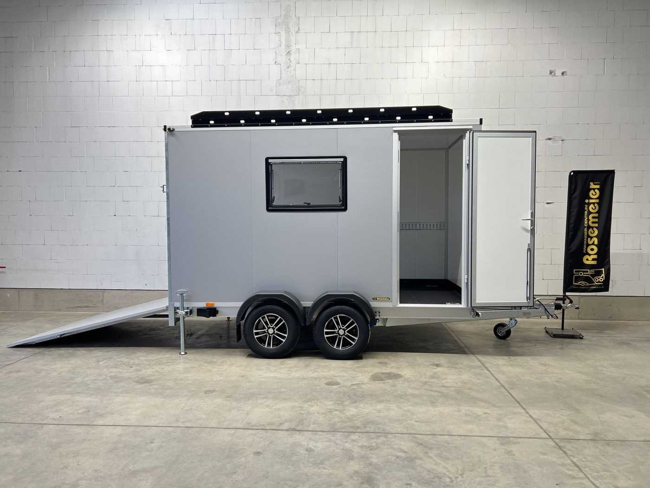 VEZEKO TK C 27.35 Motorradedition Kofferanhänger - Прицеп для мотоцикла: фото 1 VEZEKO TK C 27.35 Motorradedition Kofferanhänger - Прицеп для мотоцикла: фото 1