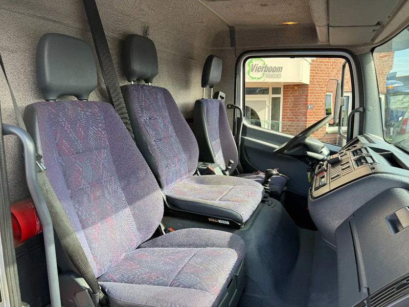 Mercedes-Benz Atego 1223 Atego 1223L Kuhlkoffer / Carrier Xarios 500 / Schatgetriebe / Klima / AHK - Рефрижератор: фото 4 Mercedes-Benz Atego 1223 Atego 1223L Kuhlkoffer / Carrier Xarios 500 / Schatgetriebe / Klima / AHK - Рефрижератор: фото 4