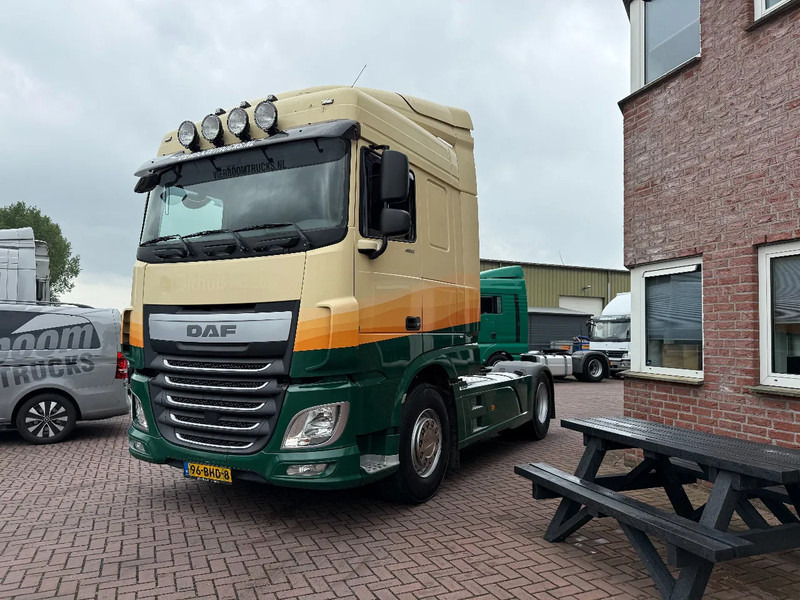 DAF XF 460 XF460 4X2 SPACECAB / HYDRAULICS / - Тягач: фото 2 DAF XF 460 XF460 4X2 SPACECAB / HYDRAULICS / - Тягач: фото 2