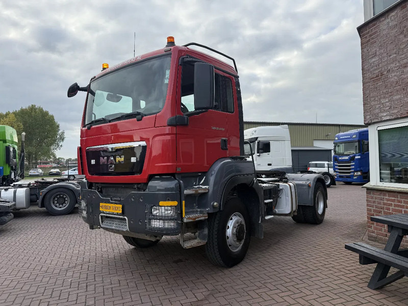 MAN TGS 18.440 TGS 18.440 4X4 BLS / Euro 5 / Retarder / only 279tkm !!!!!! - Тягач: фото 2 MAN TGS 18.440 TGS 18.440 4X4 BLS / Euro 5 / Retarder / only 279tkm !!!!!! - Тягач: фото 2