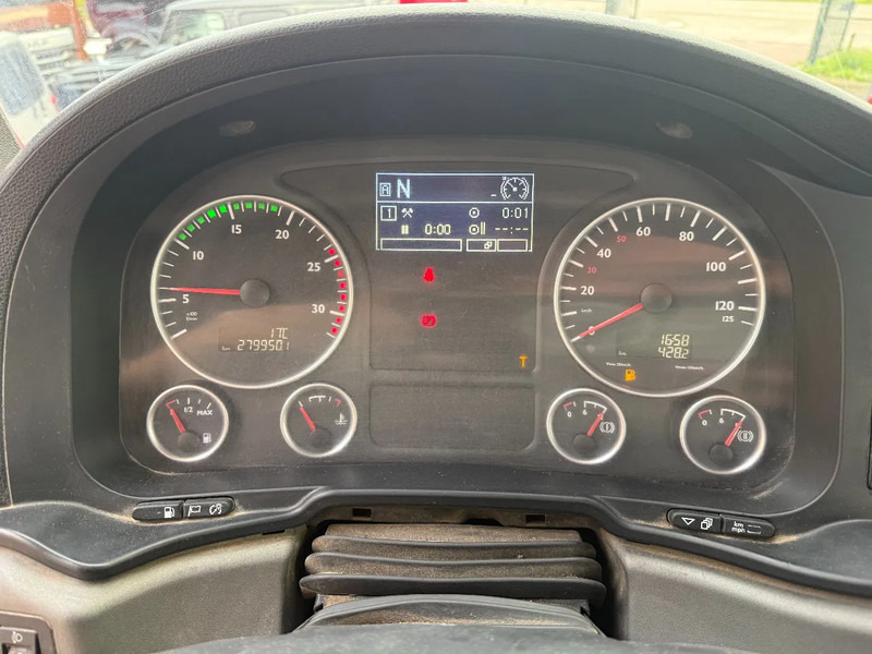 MAN TGS 18.440 TGS 18.440 4X4 BLS / Euro 5 / Retarder / only 279tkm !!!!!! - Тягач: фото 3 MAN TGS 18.440 TGS 18.440 4X4 BLS / Euro 5 / Retarder / only 279tkm !!!!!! - Тягач: фото 3