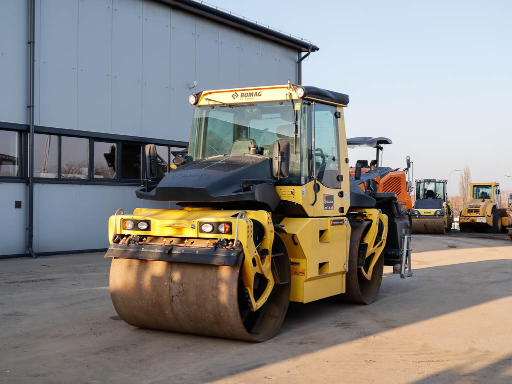 BOMAG BW 174 AP-4v - Дорожный каток: фото 2 BOMAG BW 174 AP-4v - Дорожный каток: фото 2