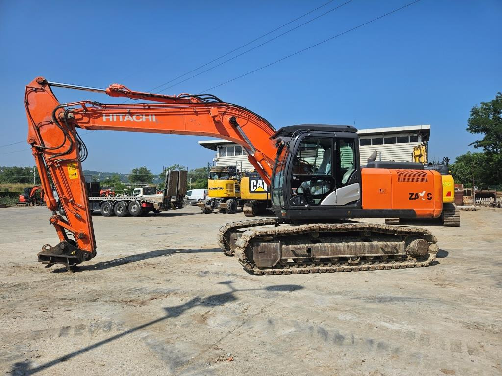 HITACHI ZX 210 LC - Гусеничный экскаватор: фото 3 HITACHI ZX 210 LC - Гусеничный экскаватор: фото 3