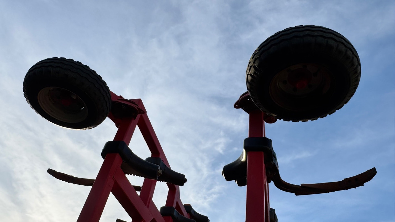 Horsch Tiger 8AS Reifenpacker TopRing - Культиватор: фото 3 Horsch Tiger 8AS Reifenpacker TopRing - Культиватор: фото 3