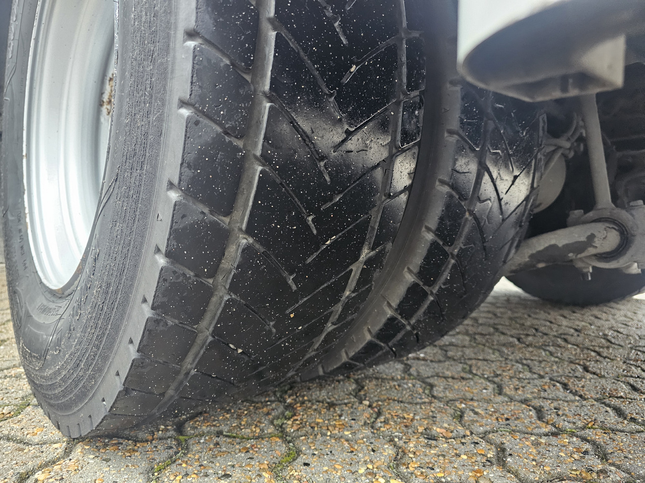 Тентованный грузовик MAN TGL 12.250: фото 22 Тентованный грузовик MAN TGL 12.250: фото 22