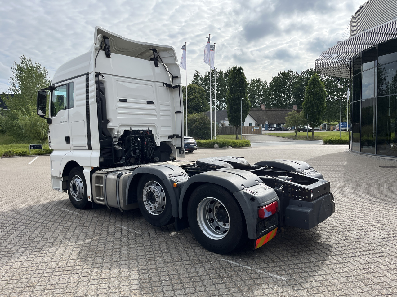 MAN TGX 26.470 6x2-2 - Тягач: фото 3 MAN TGX 26.470 6x2-2 - Тягач: фото 3