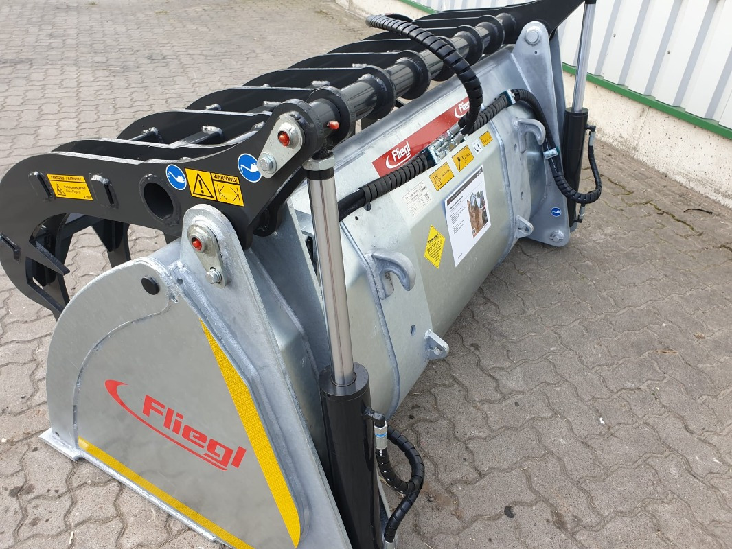 Fliegl SILOGREIFSCHAUFEL - Фронтальный погрузчик для трактора: фото 2 Fliegl SILOGREIFSCHAUFEL - Фронтальный погрузчик для трактора: фото 2