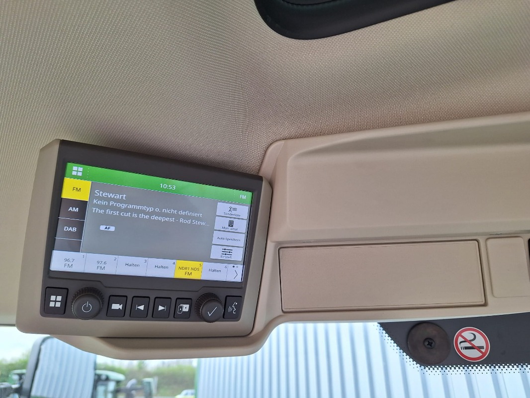 John Deere 6R 230 **MIETRÜCKLÄUFER** - Трактор: фото 3 John Deere 6R 230 **MIETRÜCKLÄUFER** - Трактор: фото 3