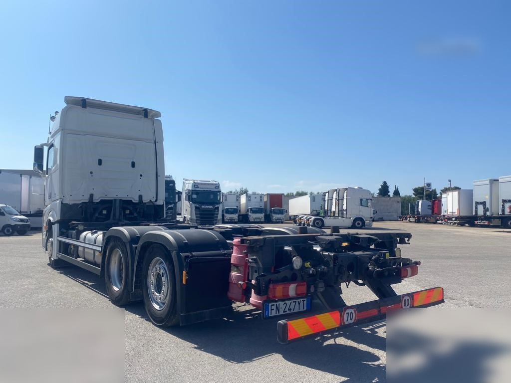 MERCEDES-BENZ ACTROS 2545 - Грузовик-шасси: фото 3 MERCEDES-BENZ ACTROS 2545 - Грузовик-шасси: фото 3