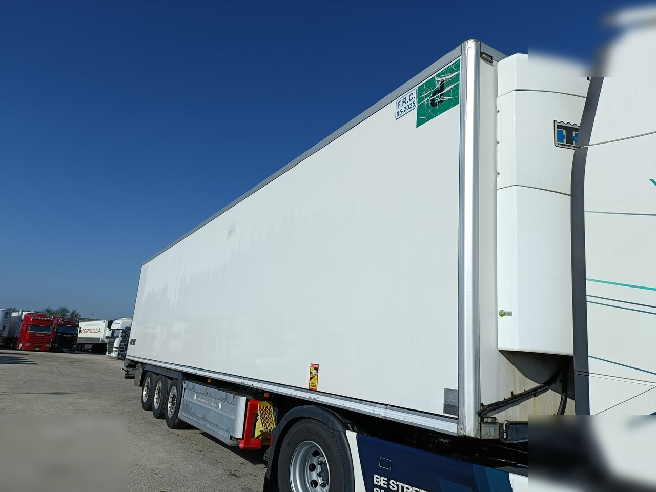 SCHMITZ - Полуприцеп-рефрижератор: фото 3 SCHMITZ - Полуприцеп-рефрижератор: фото 3