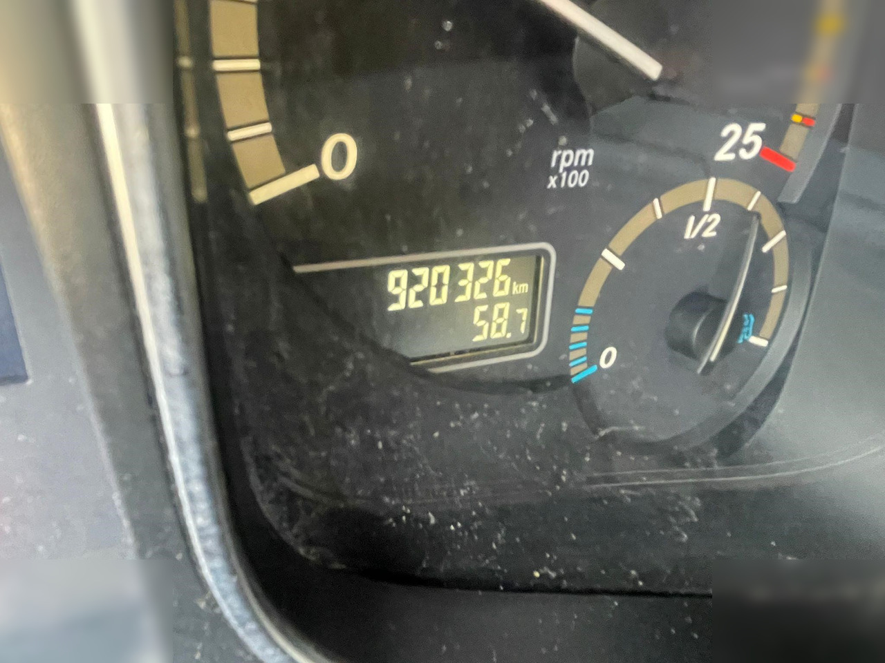 Тягач MERCEDES-BENZ ACTROS 1848: фото 8