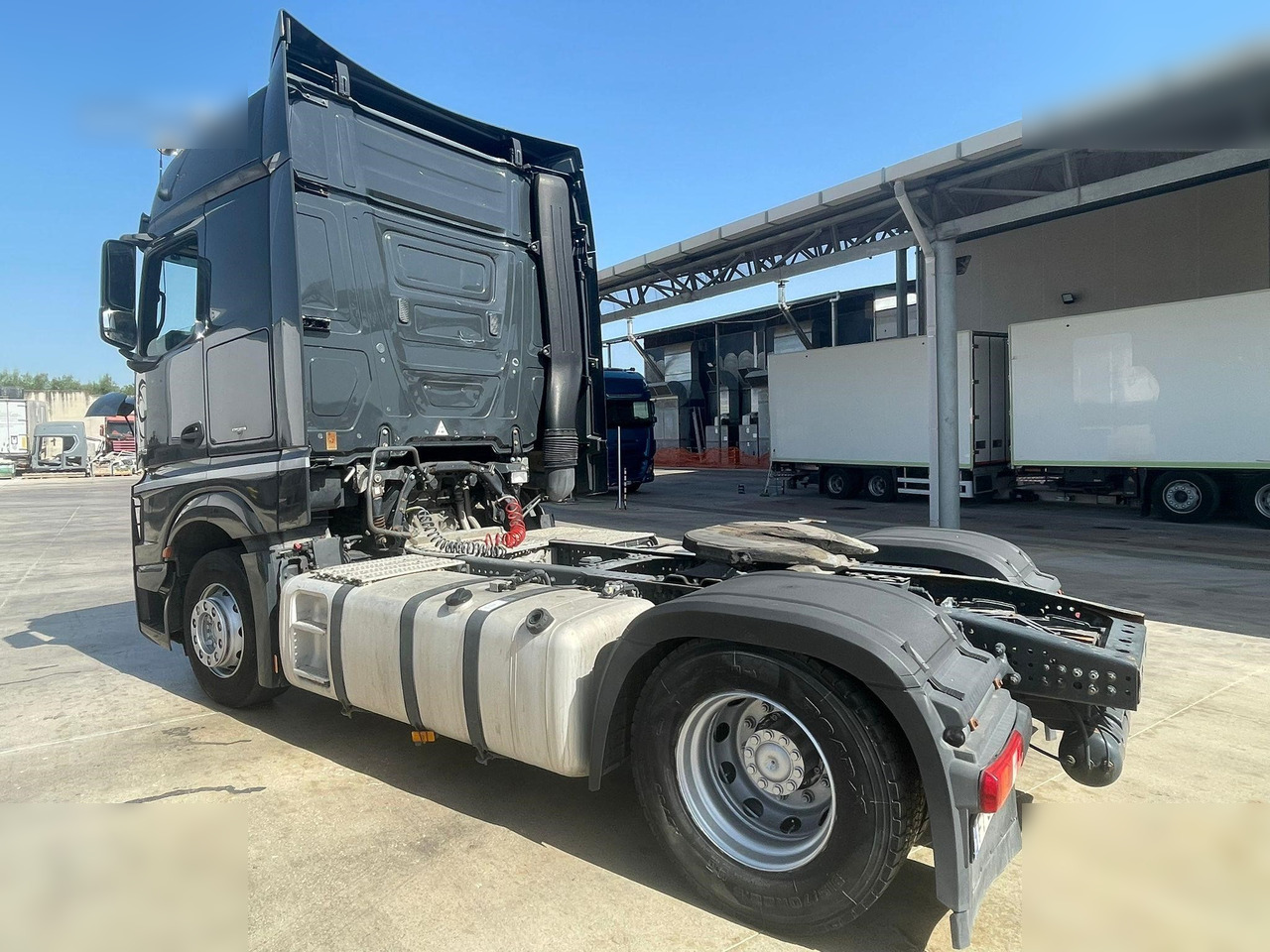 MERCEDES-BENZ ACTROS 1848 - Тягач: фото 4 MERCEDES-BENZ ACTROS 1848 - Тягач: фото 4