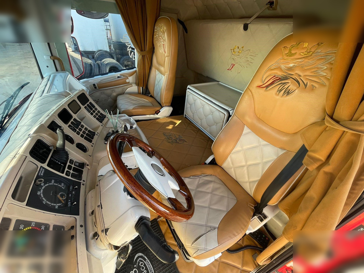 SCANIA R124.420 - Тягач: фото 5 SCANIA R124.420 - Тягач: фото 5