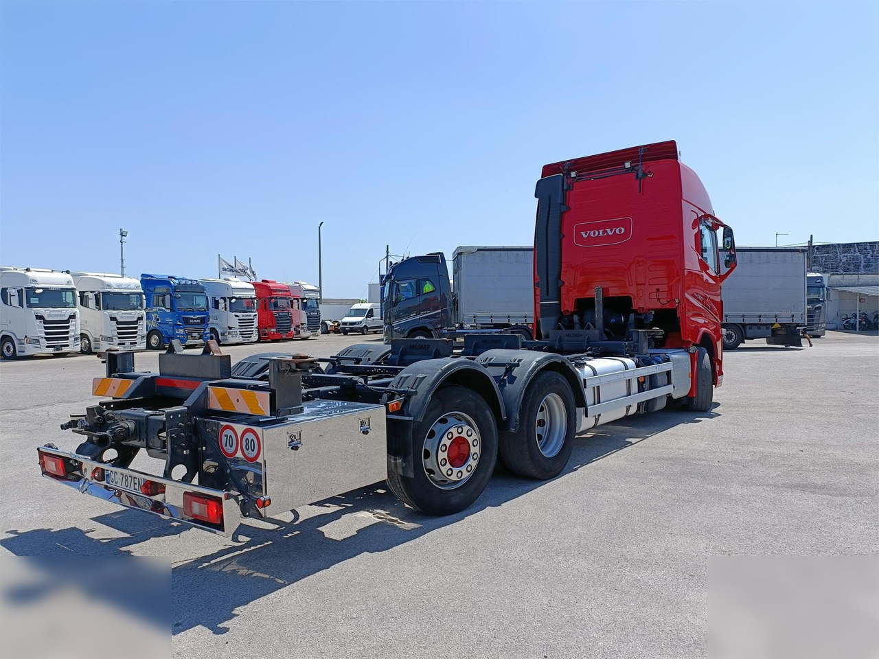VOLVO FH500 - Грузовик-контейнеровоз/ Сменный кузов: фото 3 VOLVO FH500 - Грузовик-контейнеровоз/ Сменный кузов: фото 3