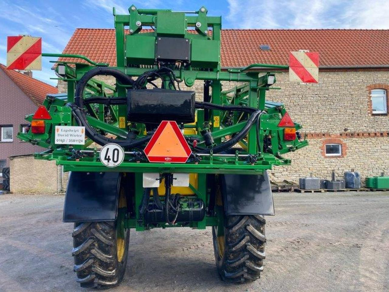 John Deere M740I - Прицепной опрыскиватель: фото 3 John Deere M740I - Прицепной опрыскиватель: фото 3