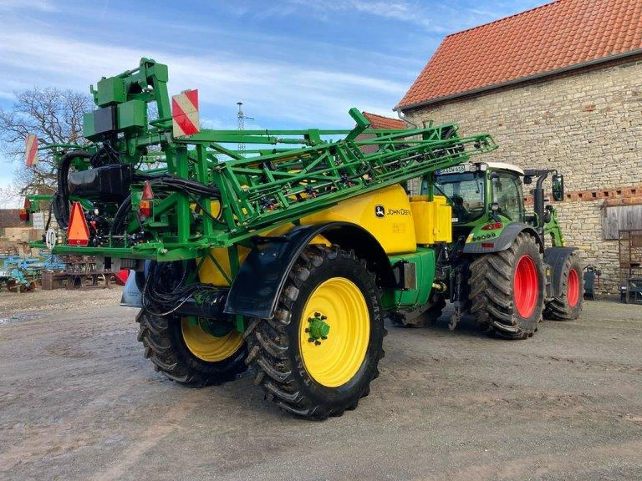 John Deere M740I - Прицепной опрыскиватель: фото 2 John Deere M740I - Прицепной опрыскиватель: фото 2
