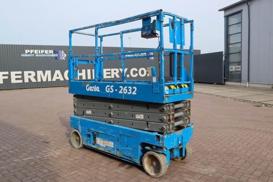 Ножничный подъемник Genie GS2632 Electric, Working Height 10m, 227kg Capacit: фото 7 Ножничный подъемник Genie GS2632 Electric, Working Height 10m, 227kg Capacit: фото 7