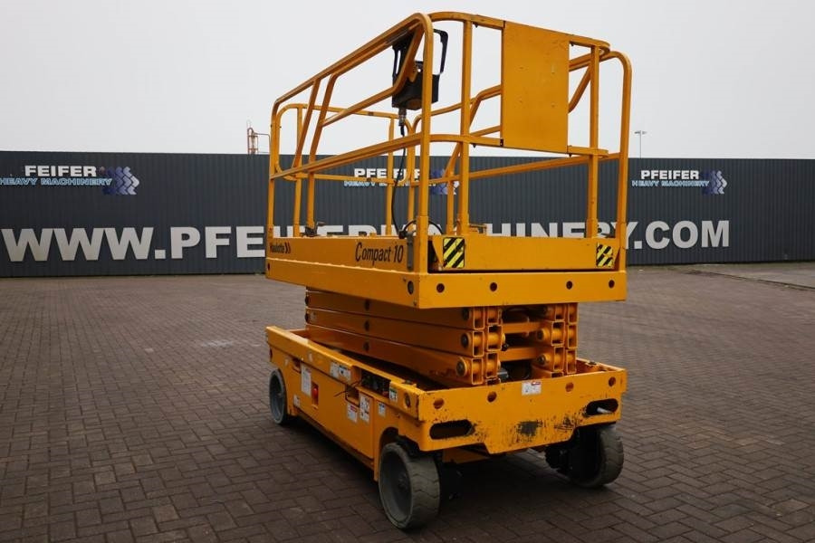 Haulotte Compact 10 Electric, 10.2m Working Height, 450kg C - Ножничный подъемник: фото 2 Haulotte Compact 10 Electric, 10.2m Working Height, 450kg C - Ножничный подъемник: фото 2