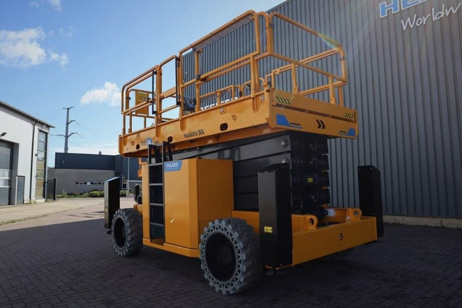 Haulotte HS18EPRO Full Electric 4x4 Drive, Versatile Use: O - Ножничный подъемник: фото 4 Haulotte HS18EPRO Full Electric 4x4 Drive, Versatile Use: O - Ножничный подъемник: фото 4