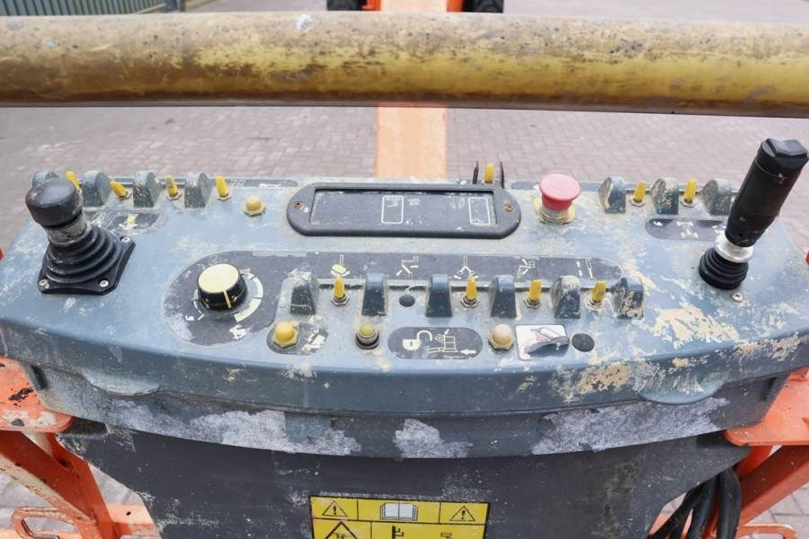 JLG 1350SJP Diesel, 4x4 Drive And 4-Wheel Steering, 43 - Телескопический подъемник: фото 5 JLG 1350SJP Diesel, 4x4 Drive And 4-Wheel Steering, 43 - Телескопический подъемник: фото 5