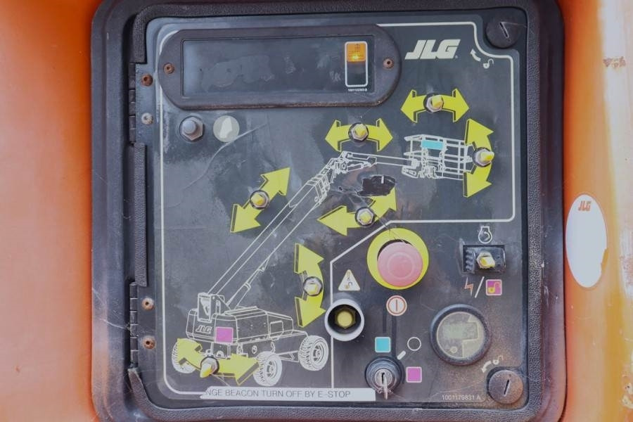 JLG 1350SJP Diesel, 4x4 Drive And 4-Wheel Steering, 43 - Телескопический подъемник: фото 4 JLG 1350SJP Diesel, 4x4 Drive And 4-Wheel Steering, 43 - Телескопический подъемник: фото 4