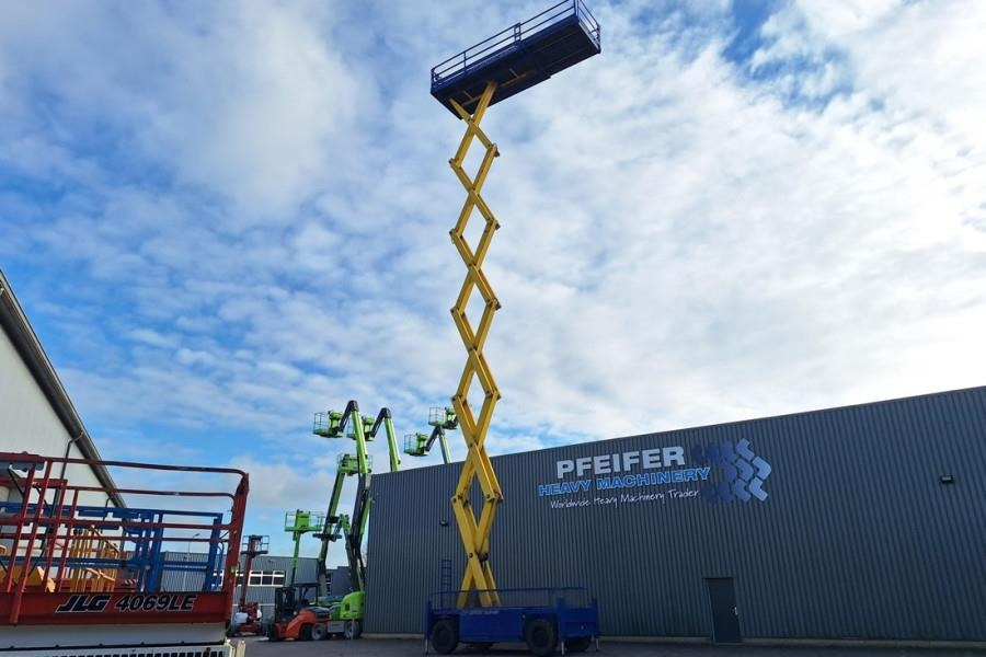 JLG 245-25 Diesel, 4x4 Drive, 26m Working Height, 750k - Ножничный подъемник: фото 3 JLG 245-25 Diesel, 4x4 Drive, 26m Working Height, 750k - Ножничный подъемник: фото 3
