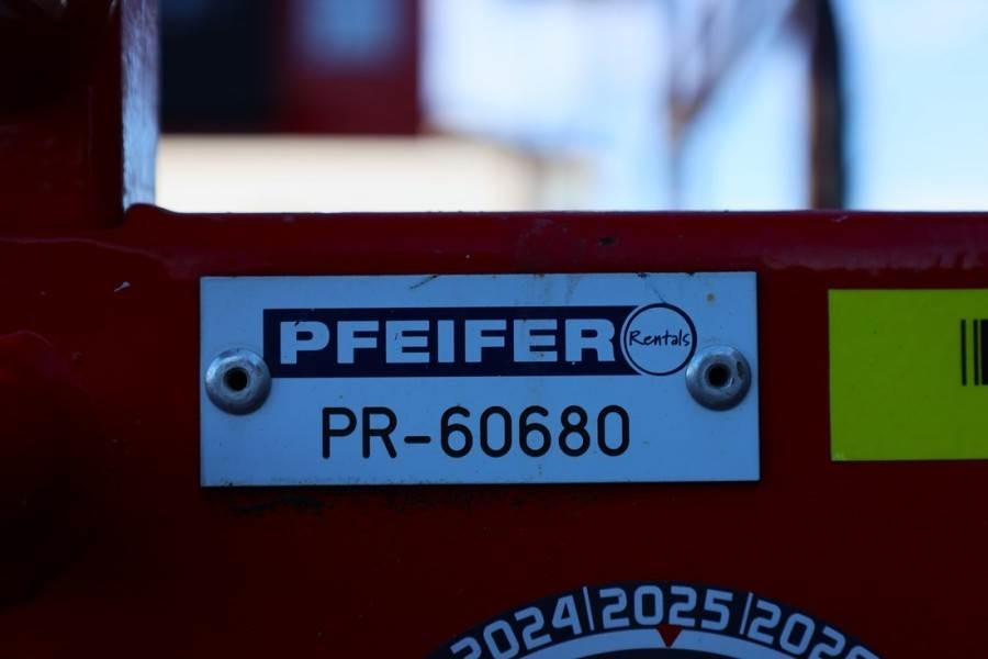 Ножничный подъемник Magni DS1218RT Valid inspection, Diesel, 4x4 Drive, 12m: фото 14