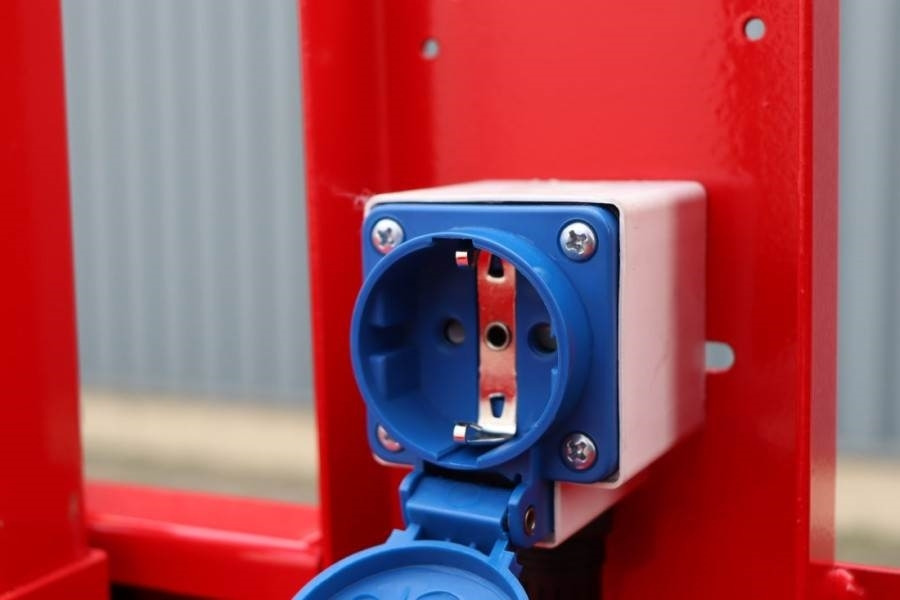 Magni ES0807EP New And Available Directly From Stock, El - Ножничный подъемник: фото 5 Magni ES0807EP New And Available Directly From Stock, El - Ножничный подъемник: фото 5