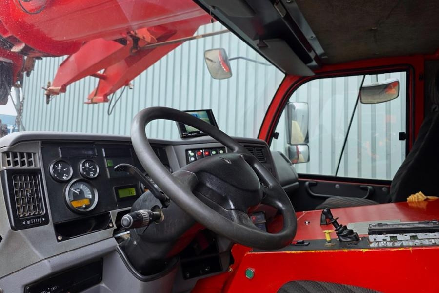 Terex AC35L Diesel, 4x4x4 Drive, 40t Capacity, 37.4m Mai - Вседорожный кран: фото 4 Terex AC35L Diesel, 4x4x4 Drive, 40t Capacity, 37.4m Mai - Вседорожный кран: фото 4