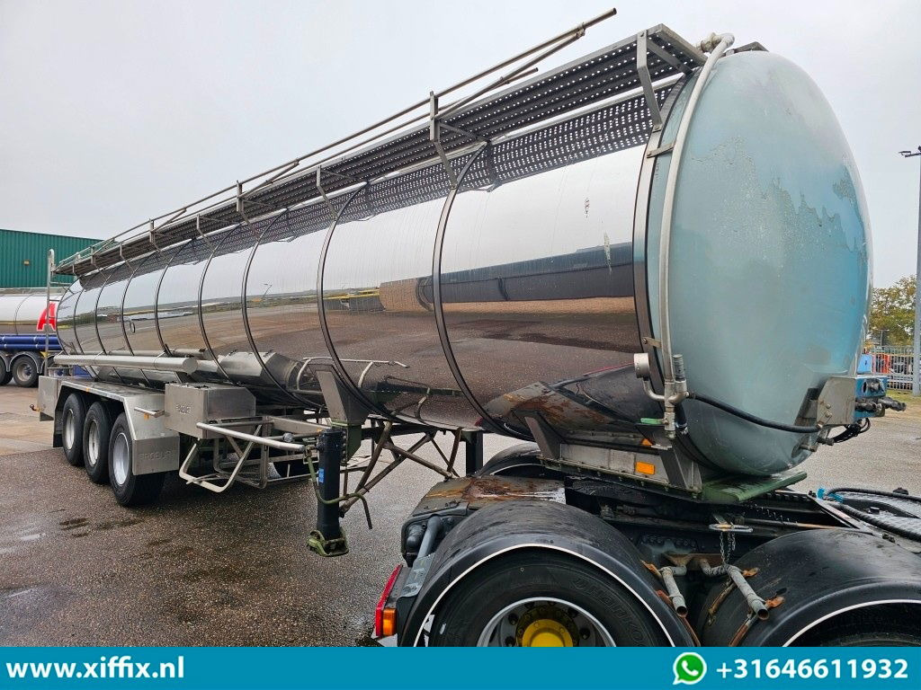 Burg 3-ass. Geisoleerde RVS tank oplegger / Food / 1 Compartiment - Полуприцеп-цистерна: фото 4 Burg 3-ass. Geisoleerde RVS tank oplegger / Food / 1 Compartiment - Полуприцеп-цистерна: фото 4