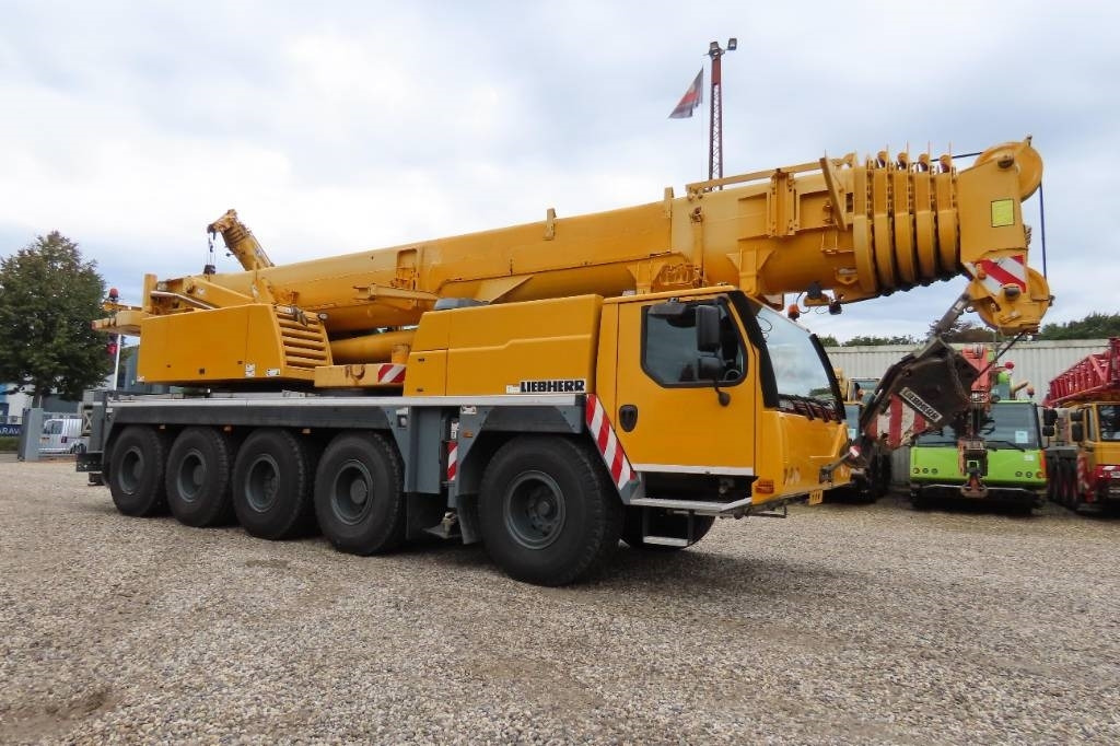 Liebherr LTM 1100-5.2 - Вседорожный кран: фото 2 Liebherr LTM 1100-5.2 - Вседорожный кран: фото 2