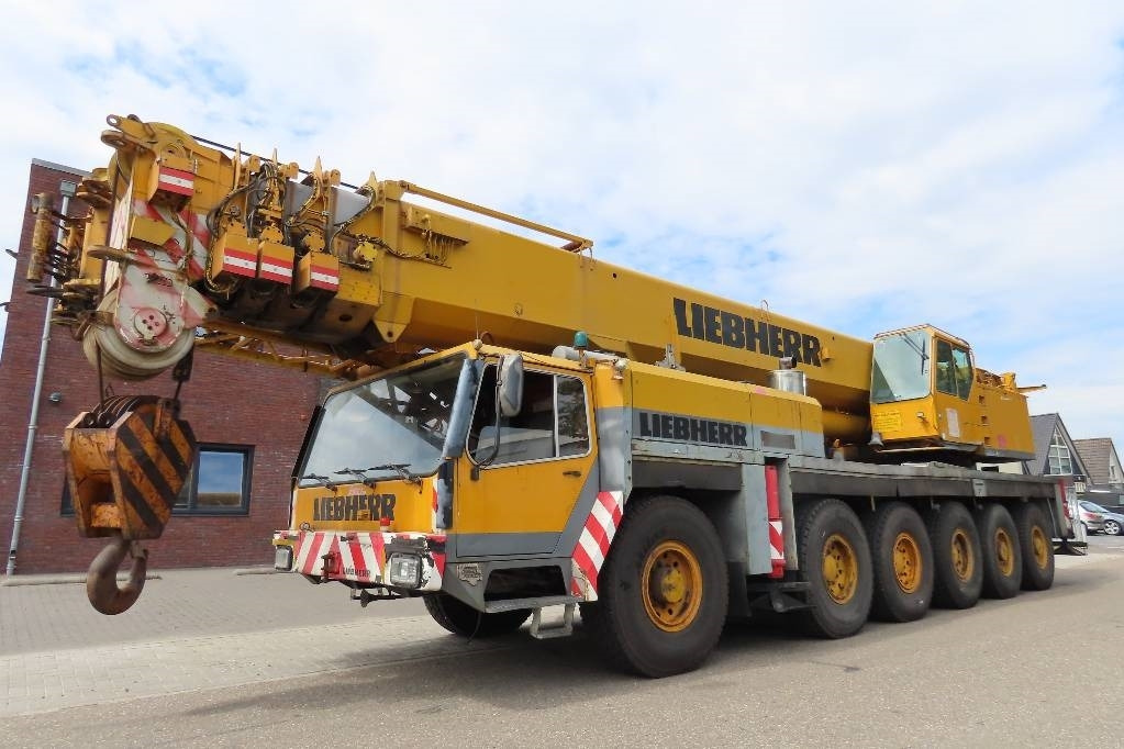 Liebherr LTM 1160/1 - Вседорожный кран: фото 1 Liebherr LTM 1160/1 - Вседорожный кран: фото 1