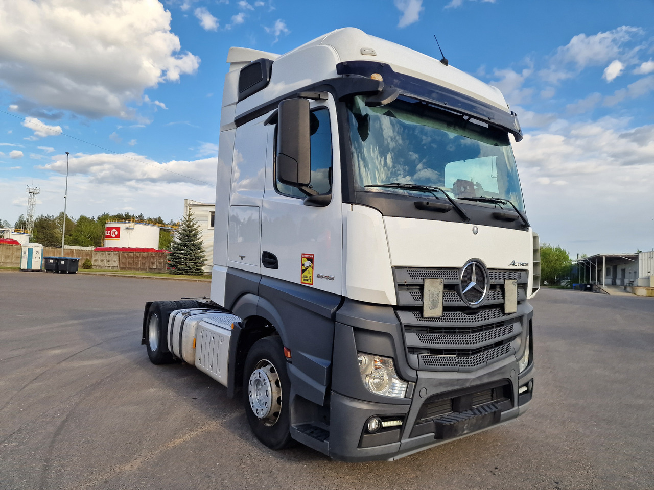 MERCEDES-BENZ Actros 1845 Retarder - Тягач: фото 1 MERCEDES-BENZ Actros 1845 Retarder - Тягач: фото 1