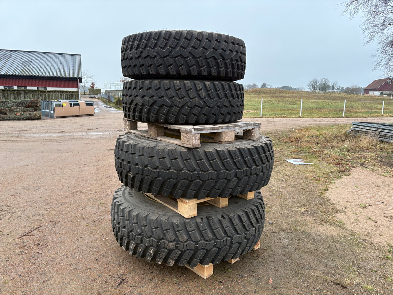 BKT & Alliance It696 & Multiuse 550 - Шина для Сельскохозяйственной техники: фото 1 BKT & Alliance It696 & Multiuse 550 - Шина для Сельскохозяйственной техники: фото 1